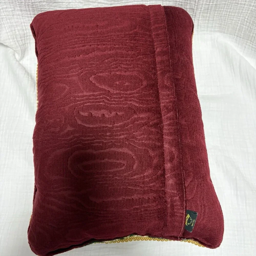 Christmas Tapestry Pillow: Holly Berry Leaf Velvet Accent Pillow (16x12)